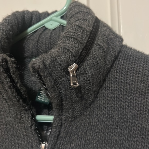 Women’s size medium zipper knit cardigan. - Picture 3 of 4